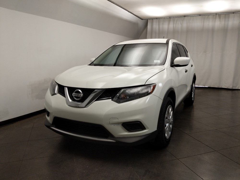 2016 Nissan Rogue - Driver Front Hood