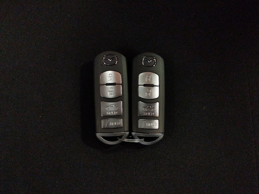 2017 Mazda Mazda3 - Keys