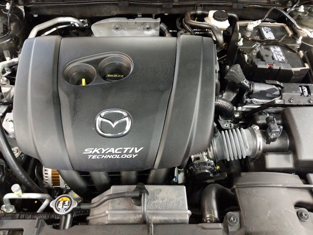 2017 Mazda Mazda3 - Engine