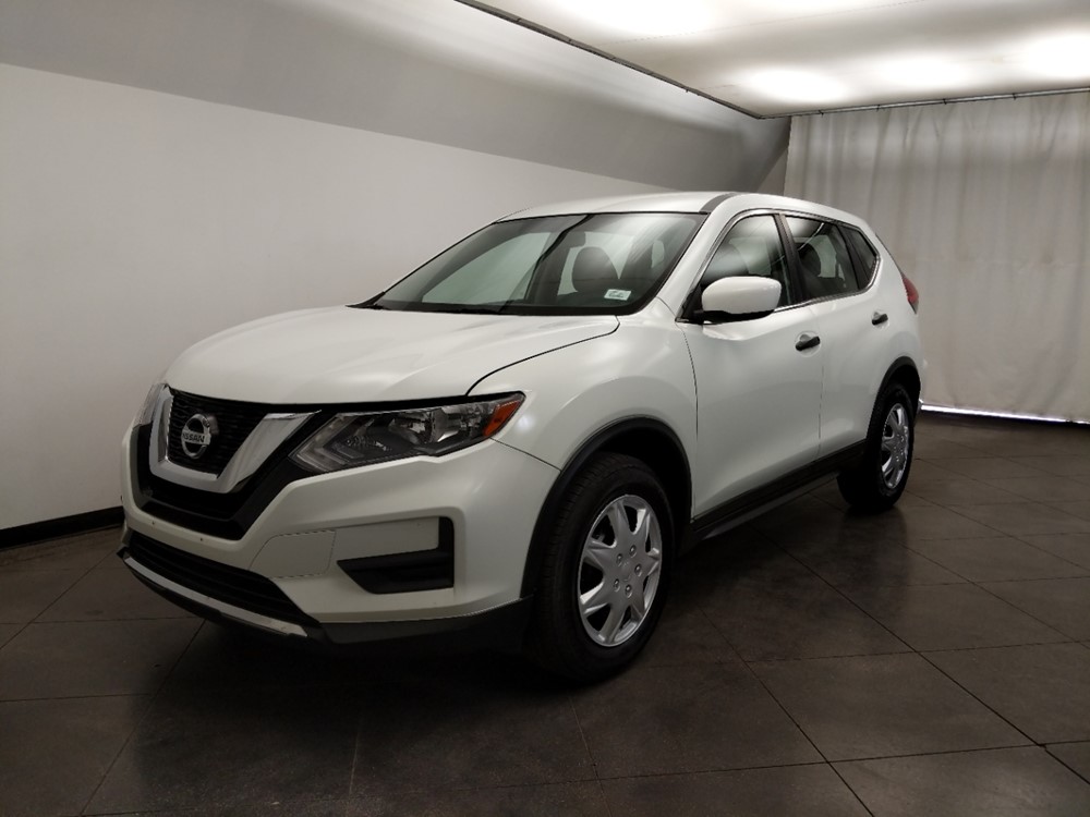 2017 Nissan Rogue - Driver Front Bumper