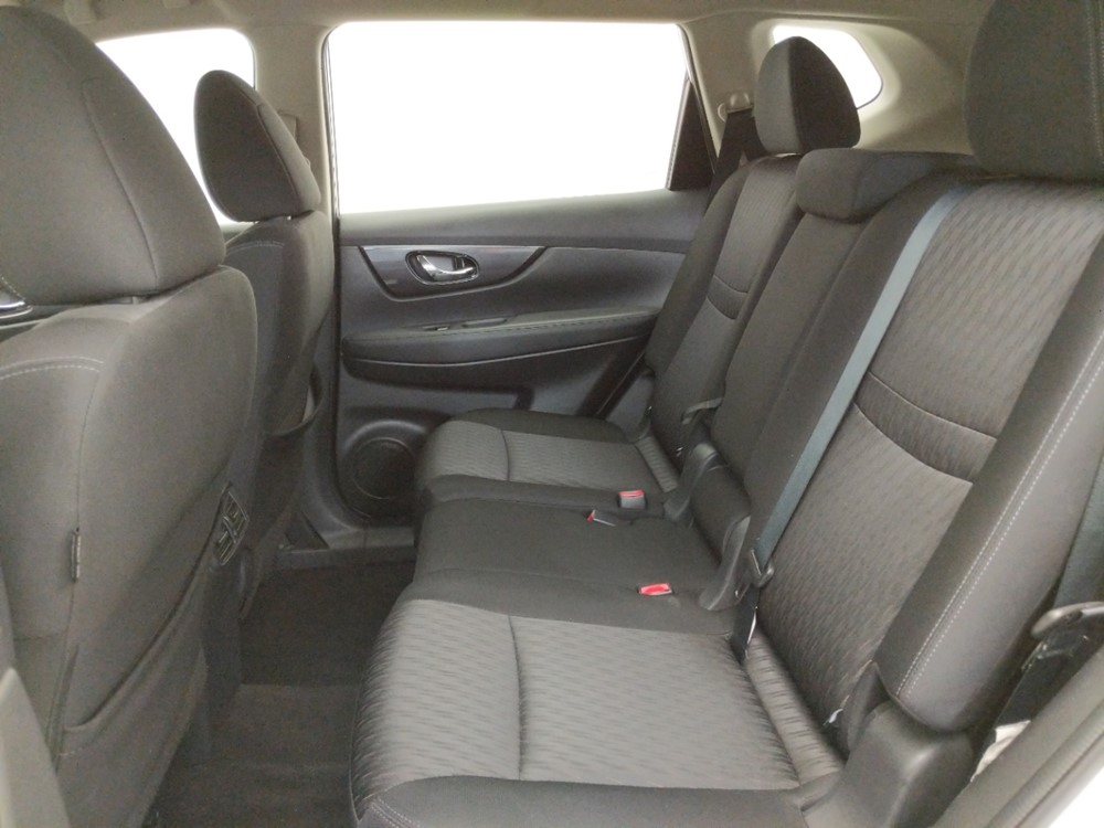 2017 Nissan Rogue - Driver Rear Seat