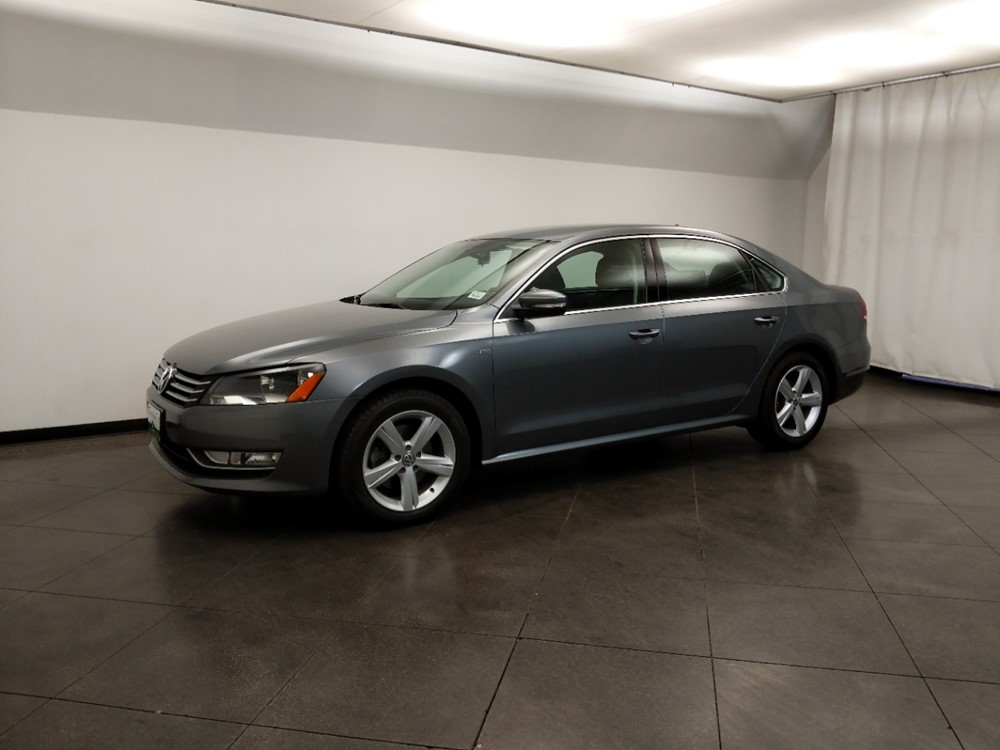 2015 Volkswagen Passat - Driver Front Side