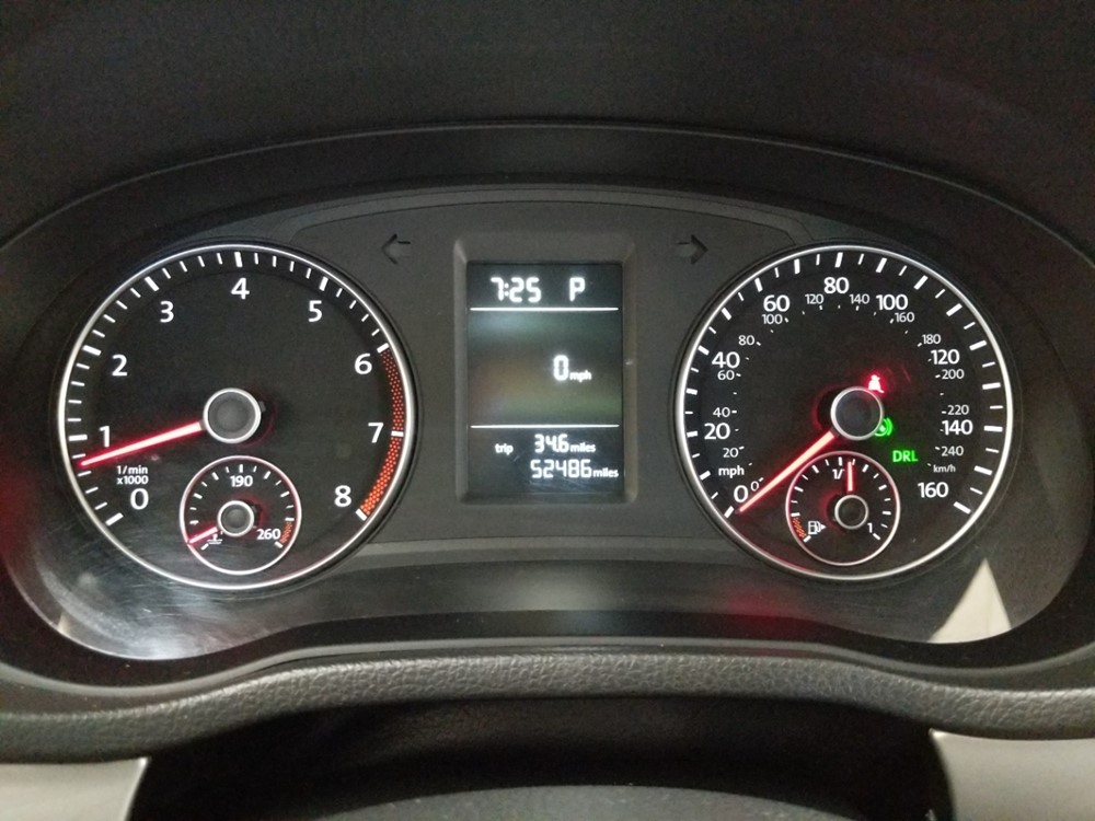 2015 Volkswagen Passat - Stereo Package