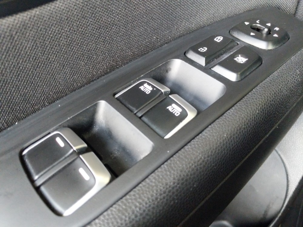 2017 Kia Soul - Driver Power Windows/Lock Control