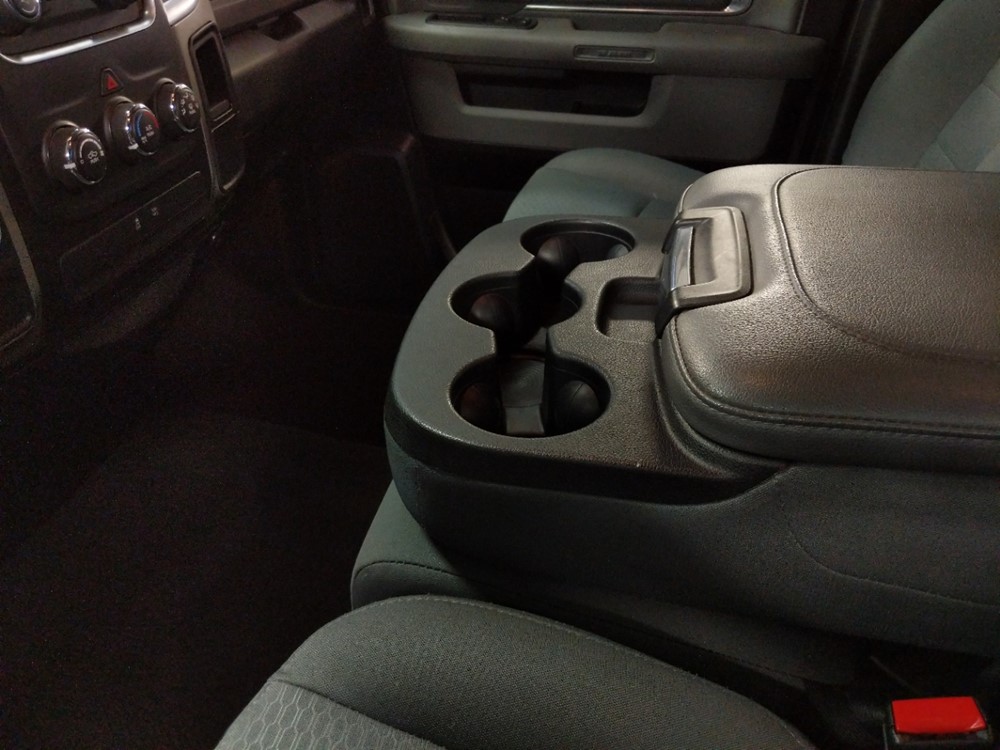 2017 Dodge Ram 1500 - Center Console/Cup Holders