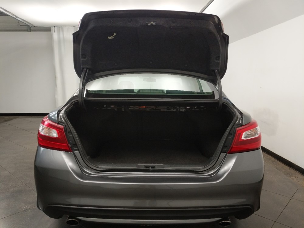 2016 Nissan Altima - Trunk