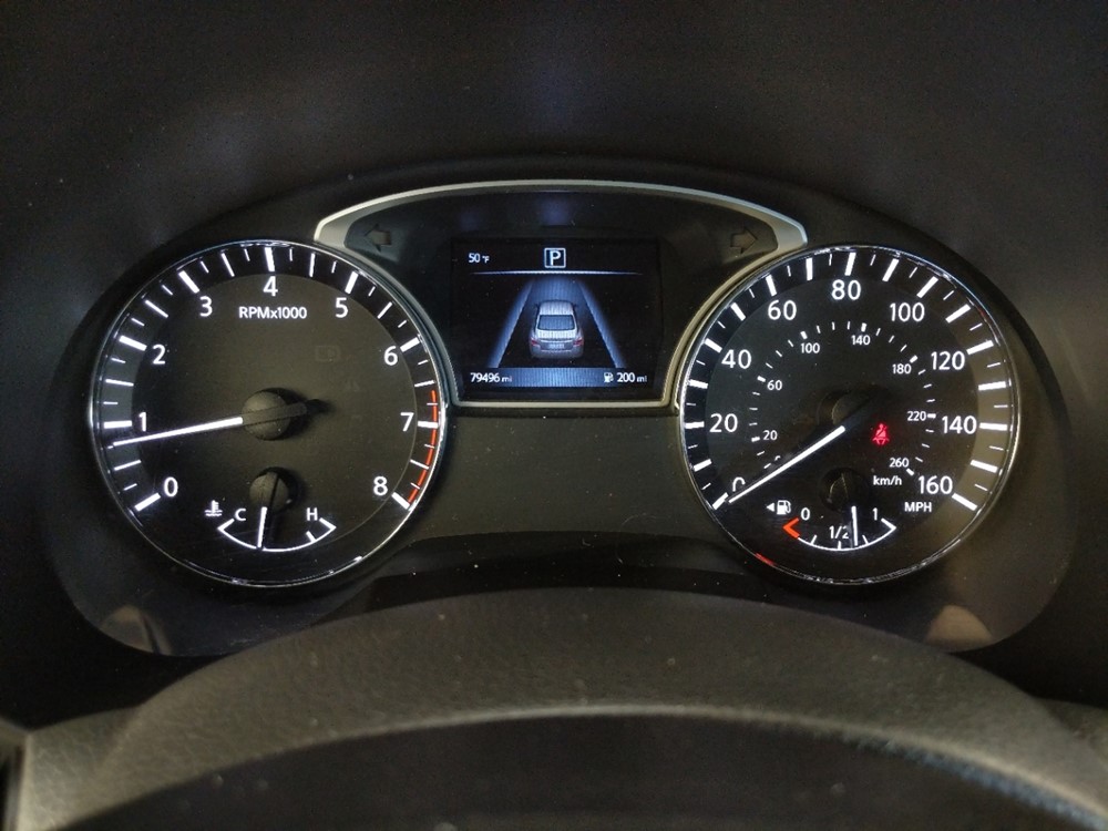 2016 Nissan Altima - Odometer Close Up