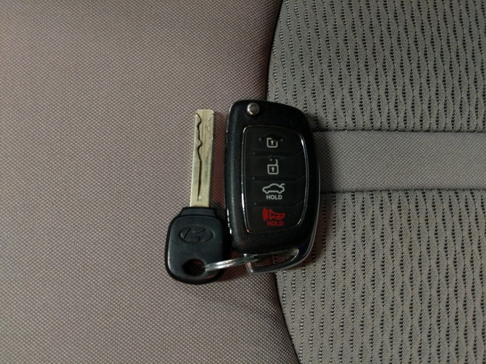 2017 Hyundai Sonata - Keys