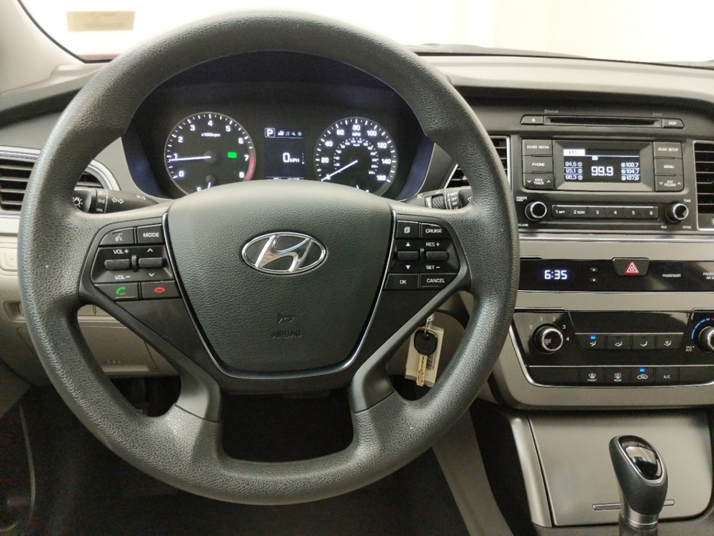 2017 Hyundai Sonata - Driver Dash