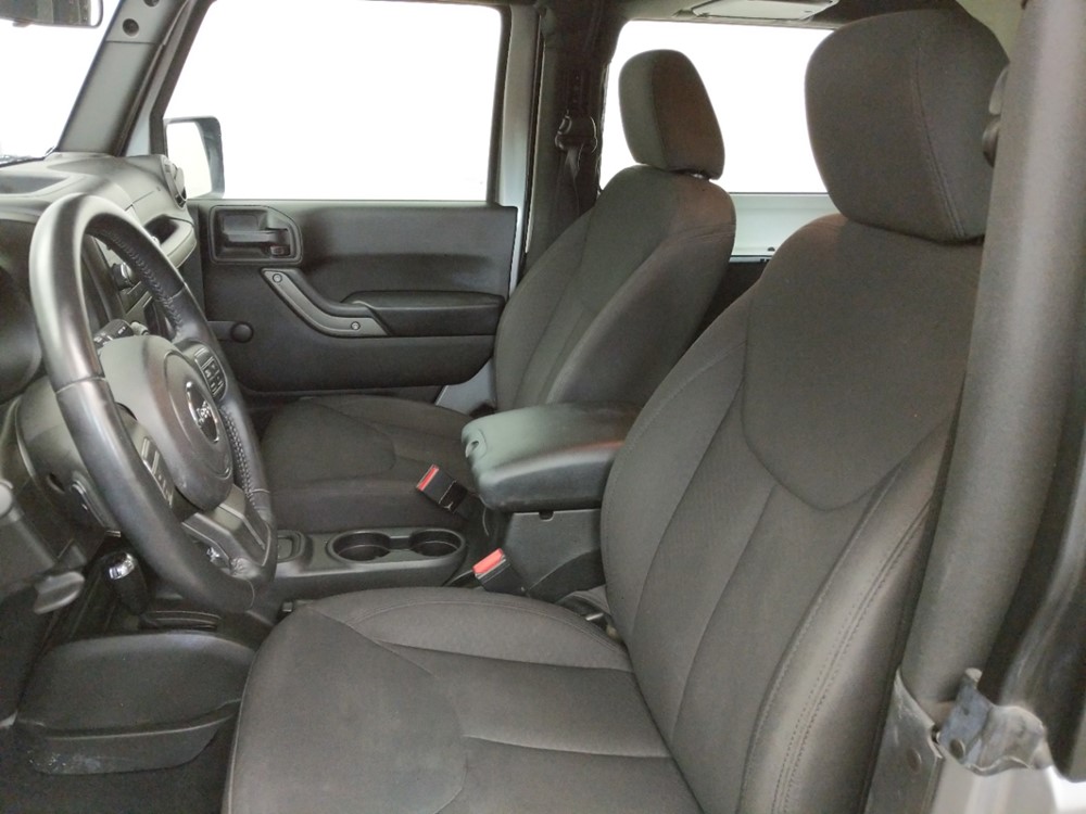 2017 Jeep Wrangler - Driver Front Seat