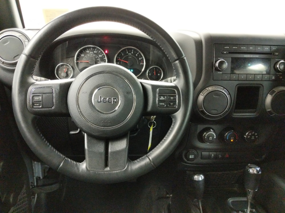 2017 Jeep Wrangler - Driver Dash