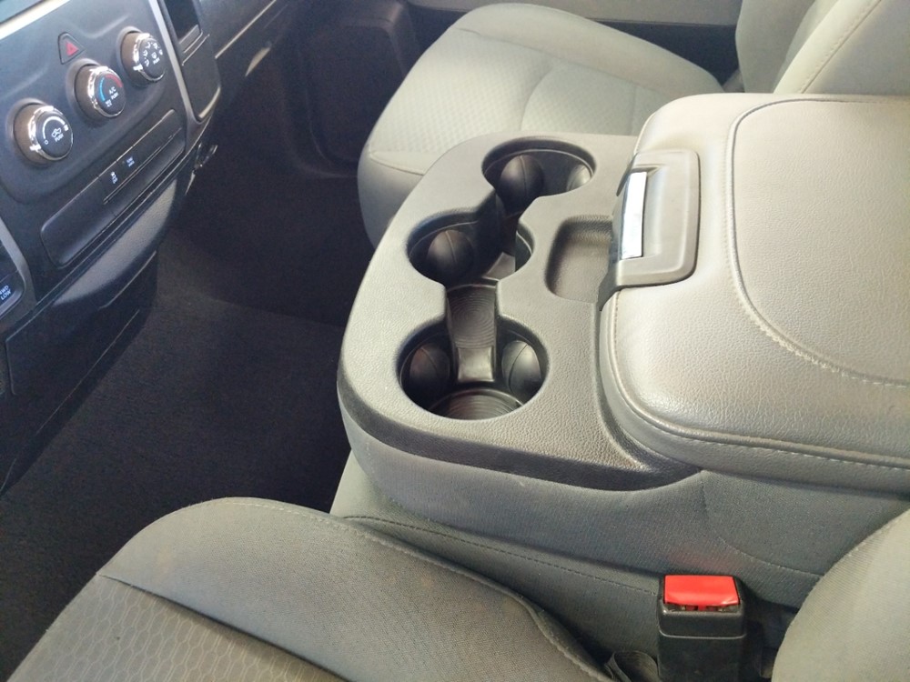 2017 Dodge Ram 1500 - Center Console/Cup Holders