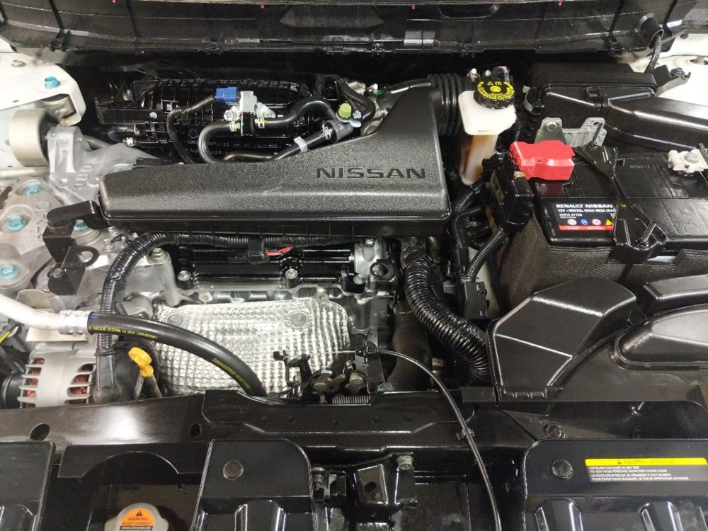2017 Nissan Rogue - Engine