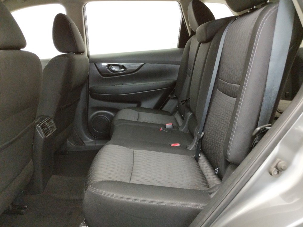 2017 Nissan Rogue - Driver Rear Seat
