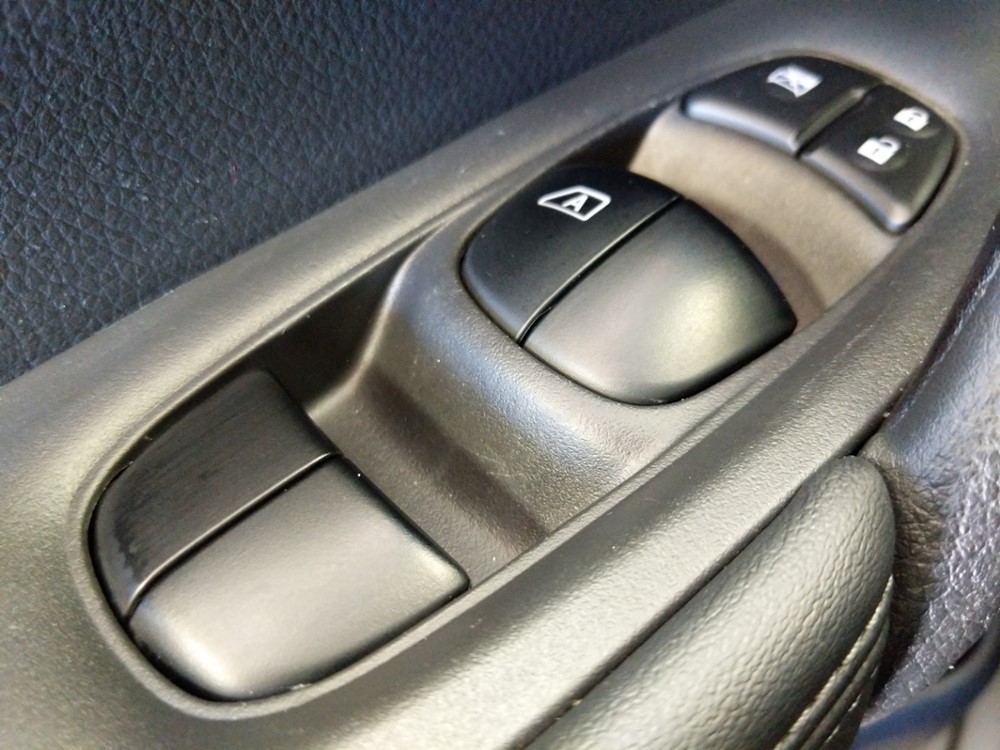 2017 Nissan Rogue - Driver Power Windows/Lock Control