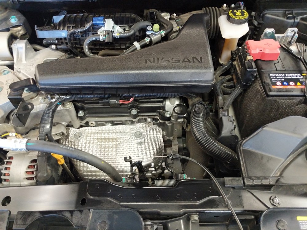 2017 Nissan Rogue - Engine