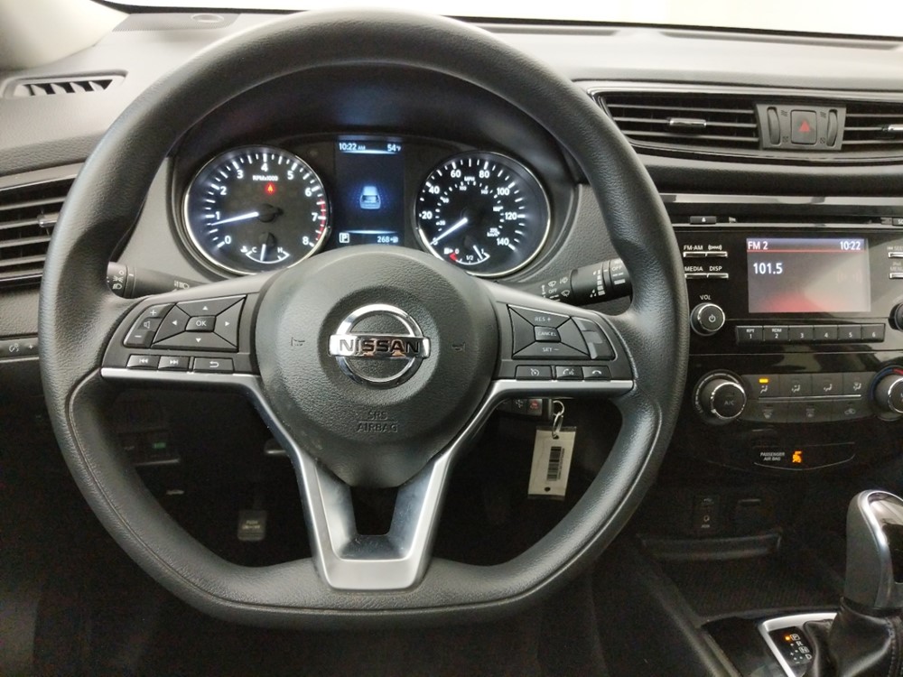 2017 Nissan Rogue - Driver Dash