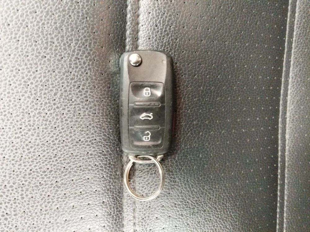 2014 Volkswagen Jetta - Keys