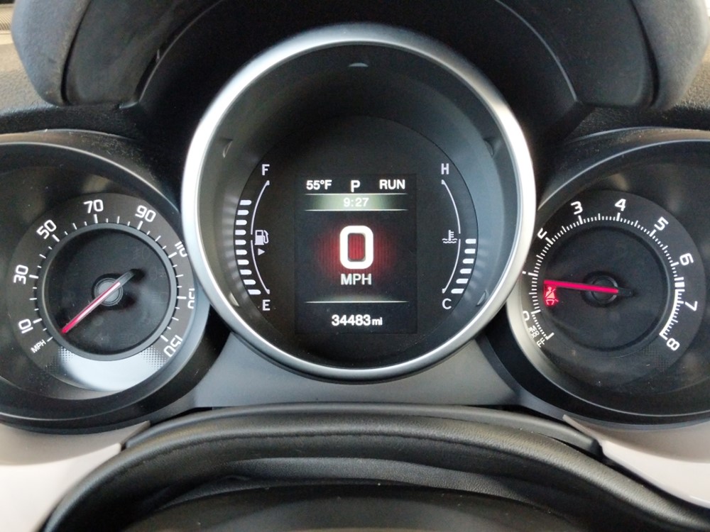 2016 FIAT 500X - Odometer Close Up