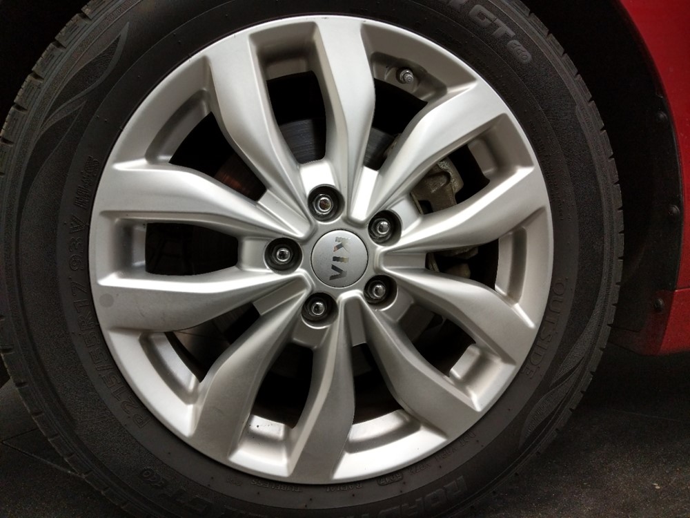 2014 Kia Optima - Wheel