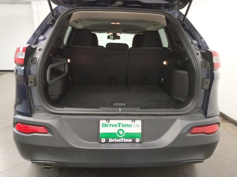 2015 Jeep Cherokee - Trunk