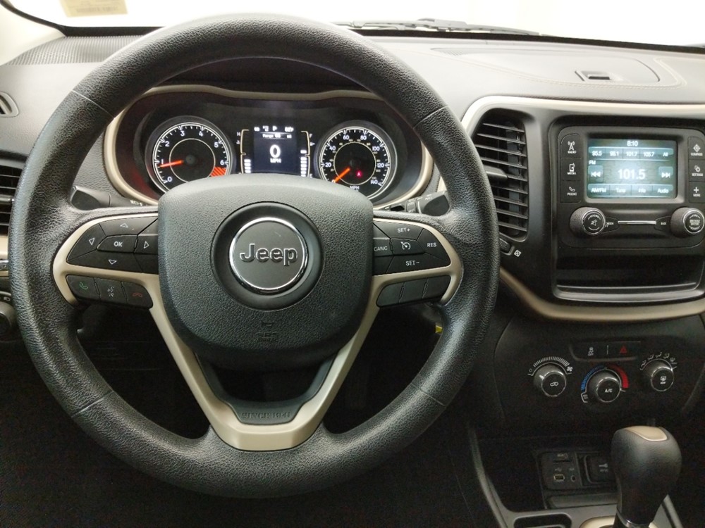 2015 Jeep Cherokee - Driver Dash