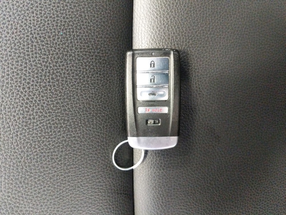 2016 Acura TLX - Keys