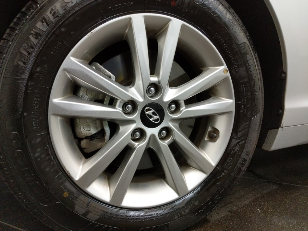 2017 Hyundai Sonata - Wheel