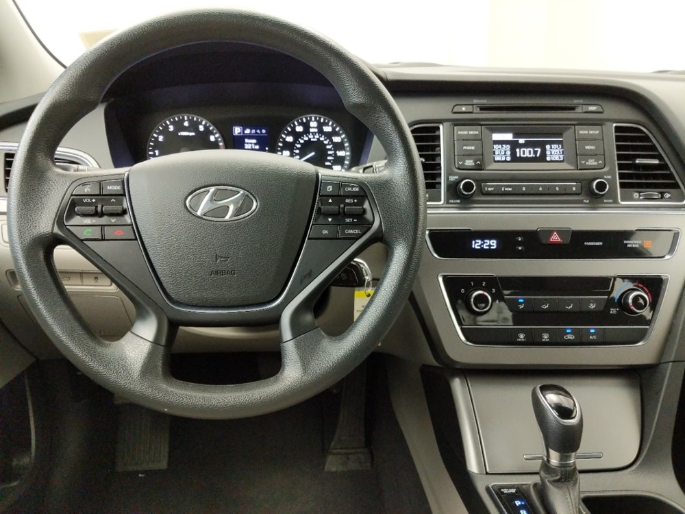2017 Hyundai Sonata - Driver Dash