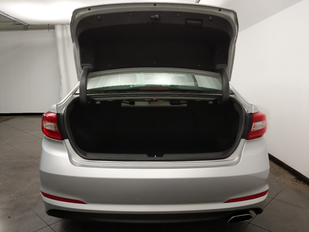 2017 Hyundai Sonata - Trunk