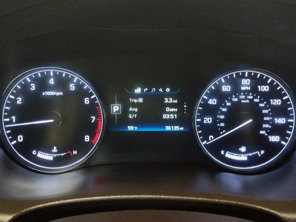 2015 Hyundai Genesis - Odometer Close Up