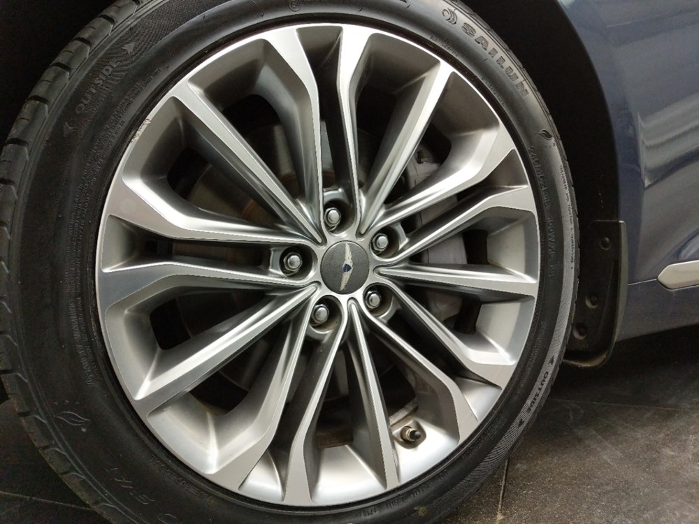 2015 Hyundai Genesis - Wheel