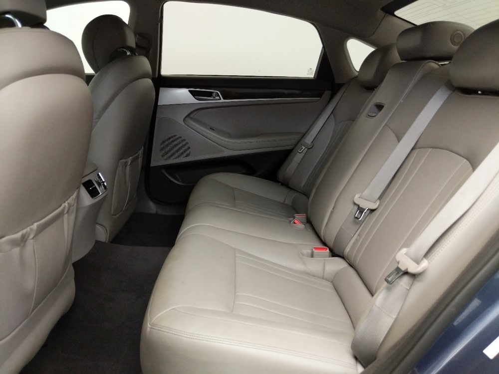 2015 Hyundai Genesis - Driver Rear Seat