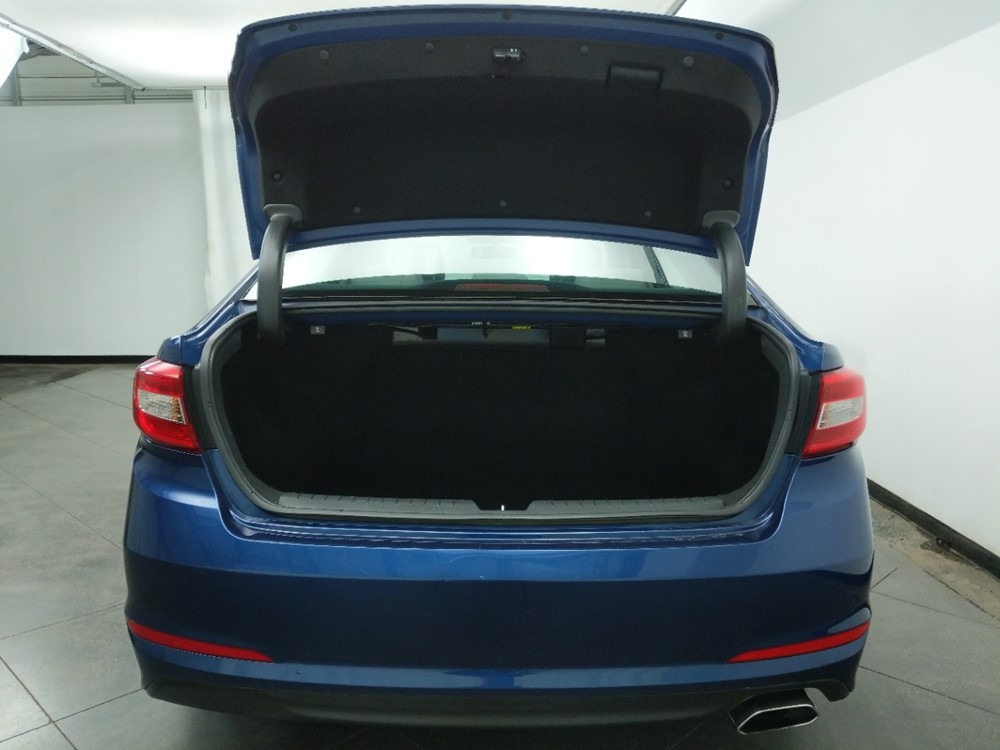 2017 Hyundai Sonata - Trunk