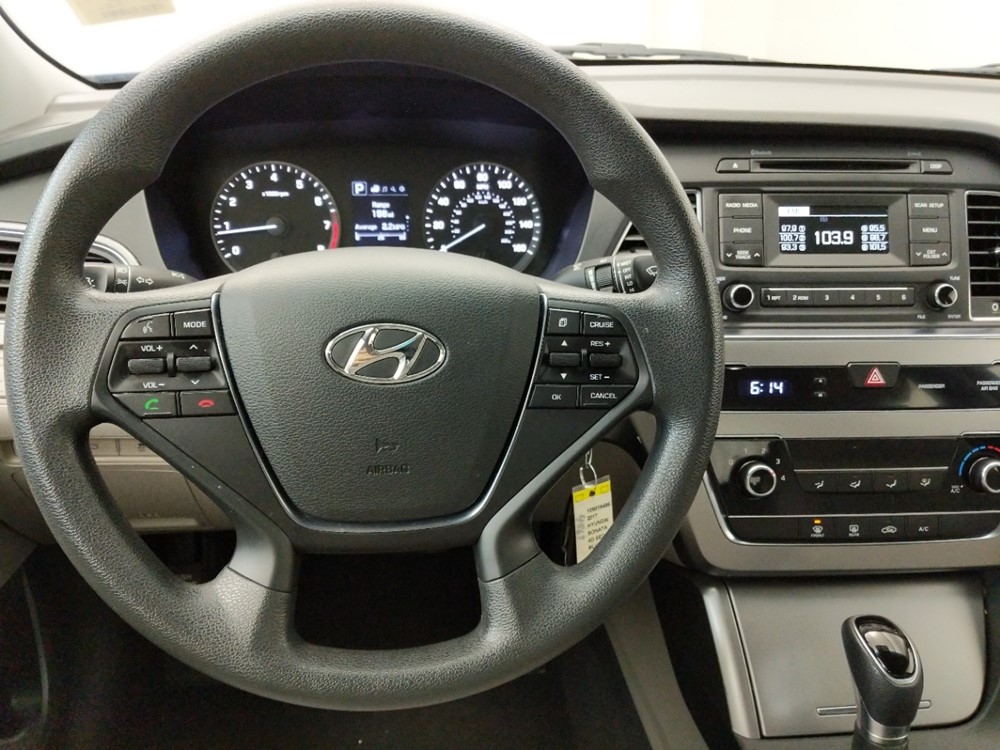 2017 Hyundai Sonata - Driver Dash