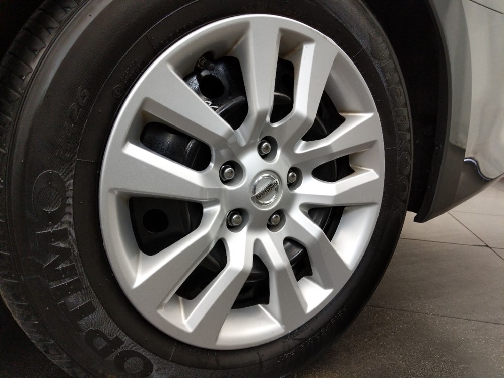 2017 Nissan Altima - Wheel