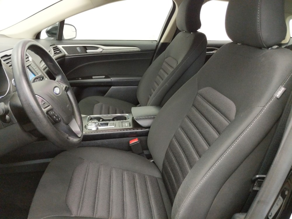 2017 Ford Fusion - Driver Front Seat