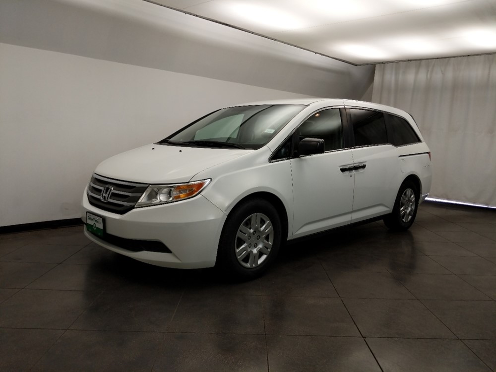 2013 Honda Odyssey - Driver Front Bumper