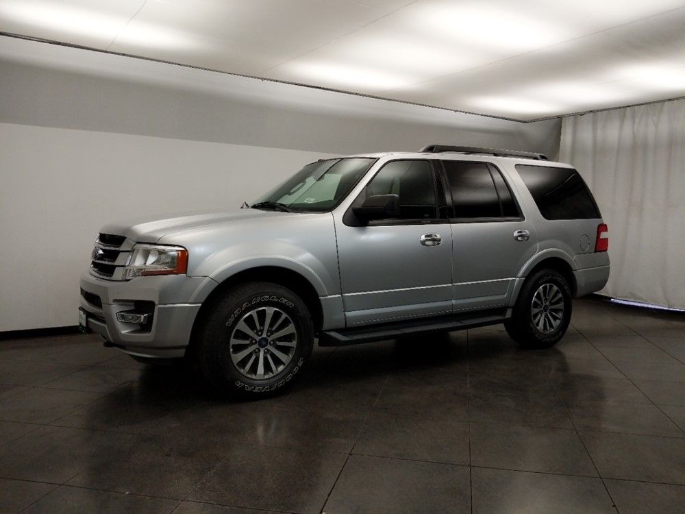 2017 Ford Expedition - Driver Front Side