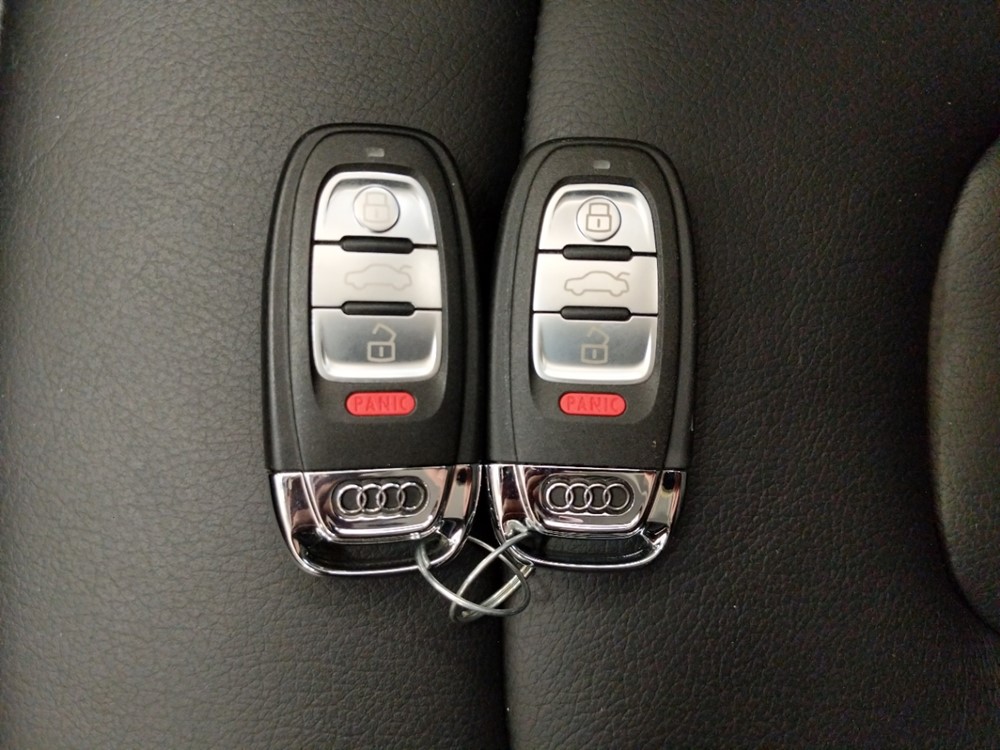 2016 Audi A4 - Keys