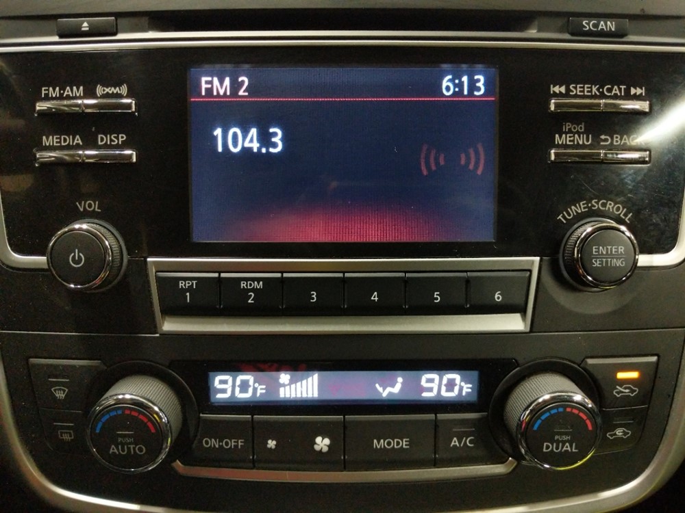 2017 Nissan Altima - Stereo Package