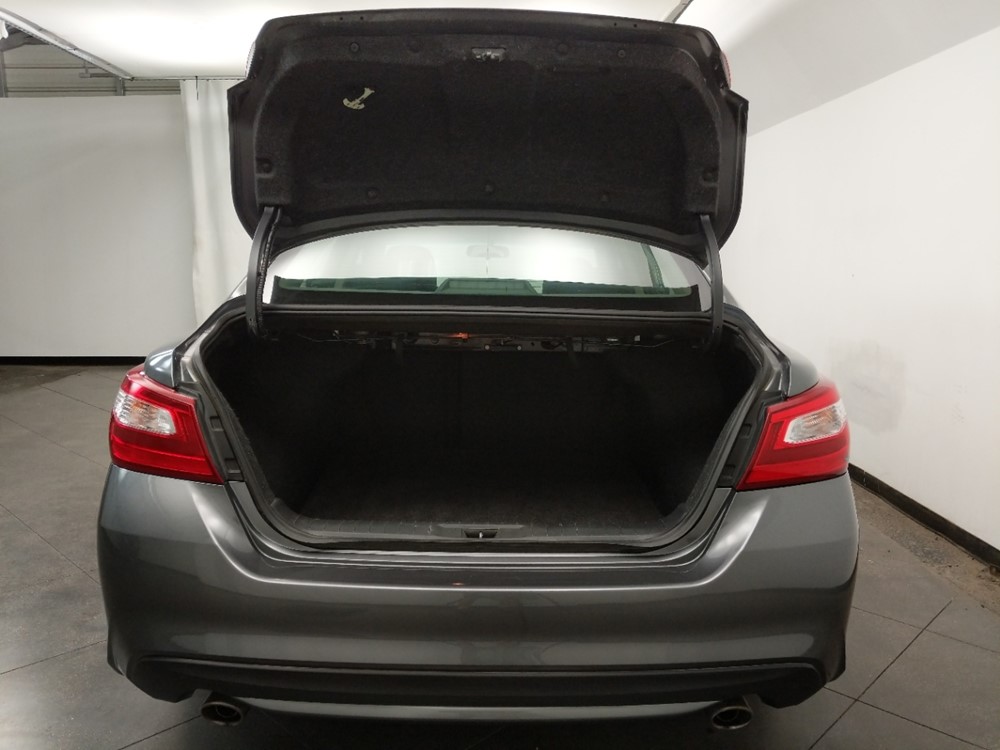 2017 Nissan Altima - Trunk