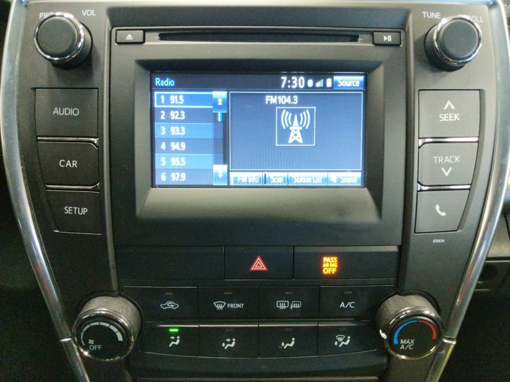 2016 Toyota Camry - Stereo Package
