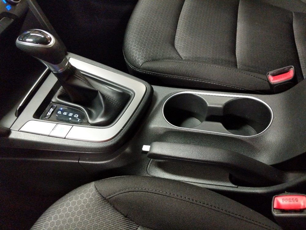 2018 Hyundai Elantra - Center Console/Cup Holders