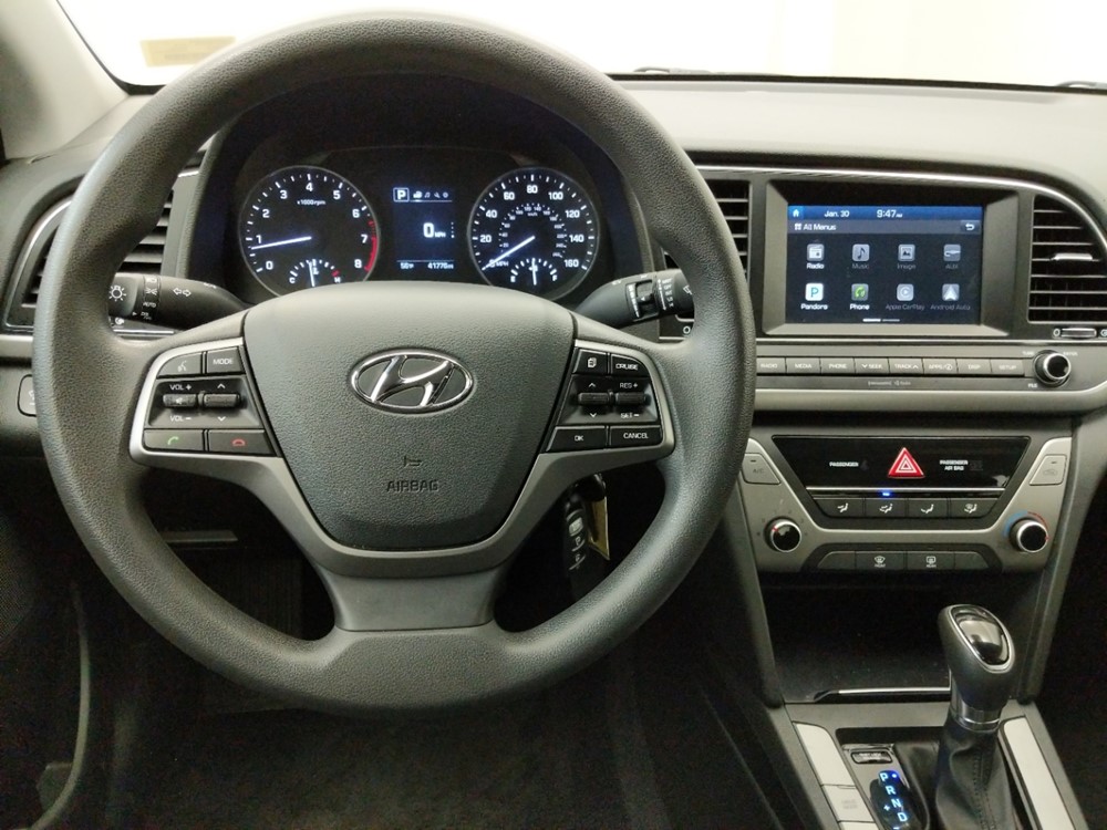 2018 Hyundai Elantra - Driver Dash