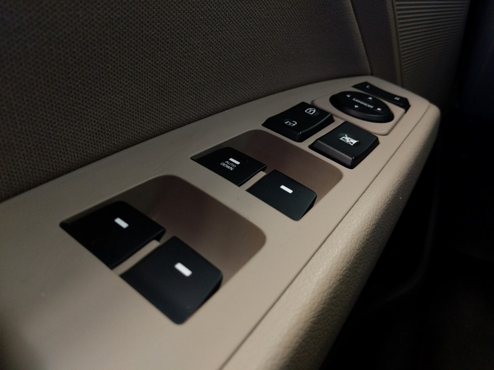 2018 Hyundai Elantra - Driver Power Windows/Lock Control