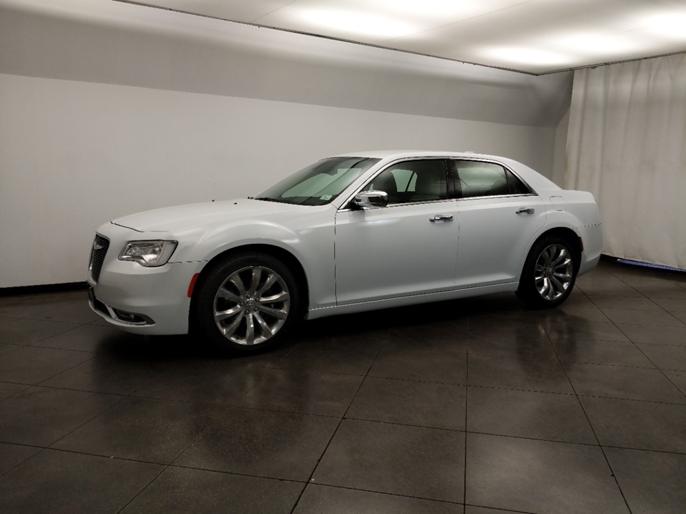 2018 Chrysler 300 - Driver Front Side