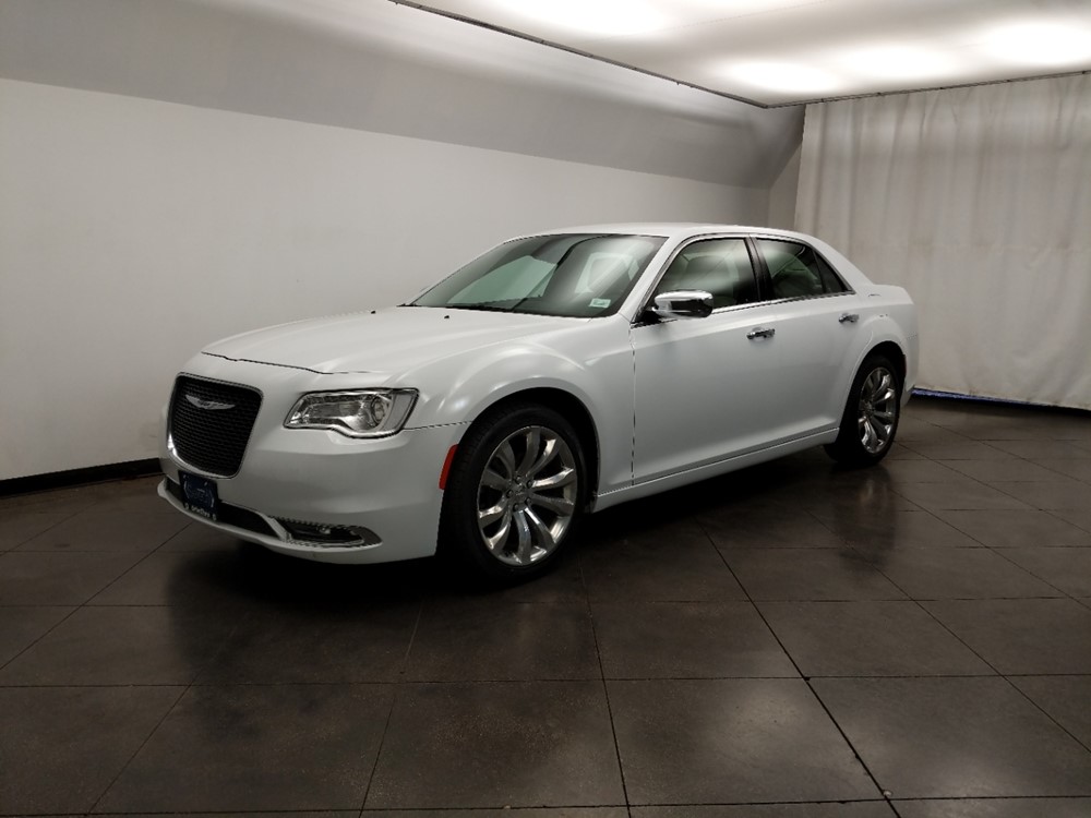 2018 Chrysler 300 - Driver Front Bumper