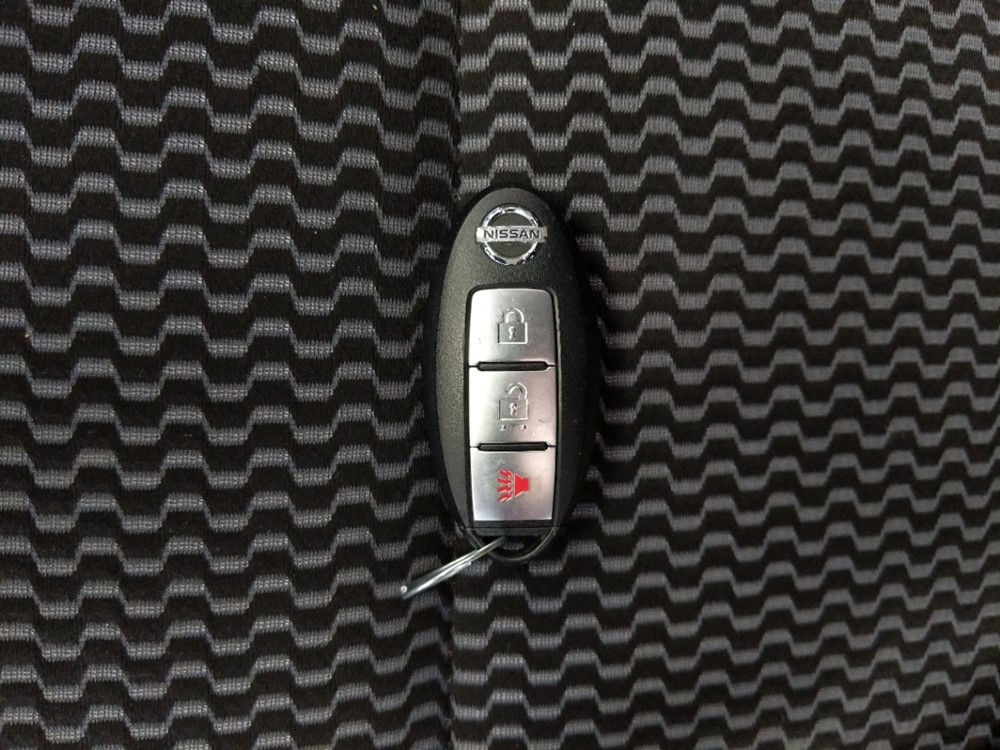 2017 Nissan JUKE - Keys