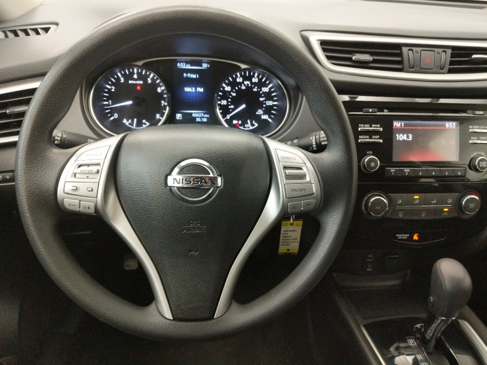2016 Nissan Rogue - Driver Dash